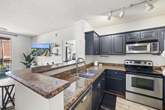 11730 Saint Andrews Place 204, Wellington, FL 33414