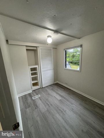 1406 N STATE ST, Pottstown, PA 19464