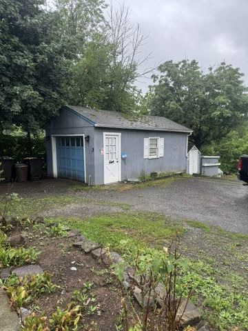 1406 N STATE ST, Pottstown, PA 19464