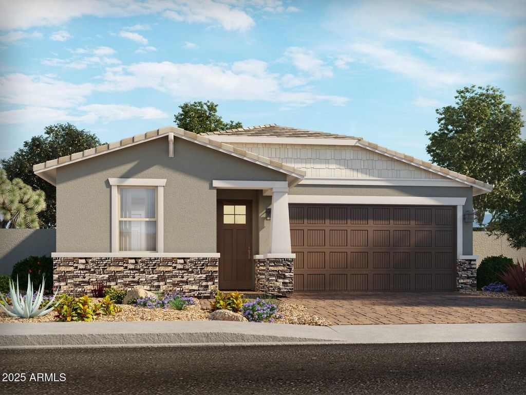 17560 W WOODLANDS Avenue, Goodyear, AZ 85338