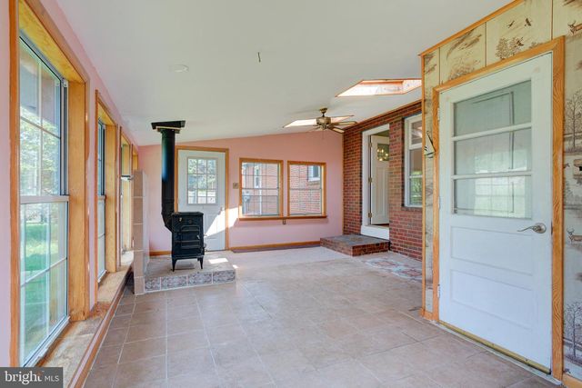 331 HAMILTON BLVD, Morrisville, PA 19067