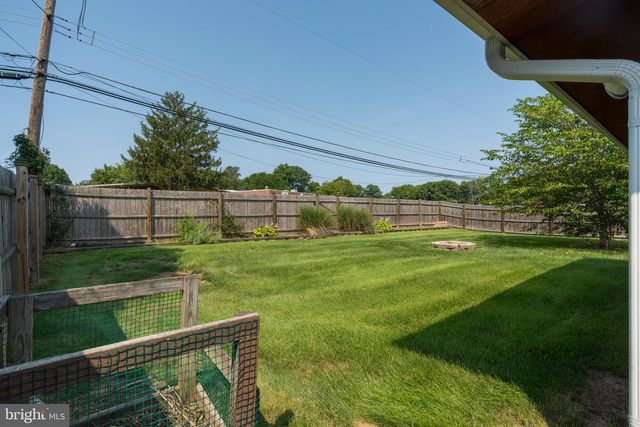 331 HAMILTON BLVD, Morrisville, PA 19067