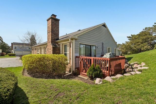 3 The Court Of Harbinger Court, Northbrook, IL 60062