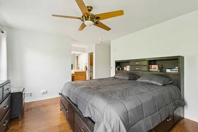 3 The Court Of Harbinger Court, Northbrook, IL 60062