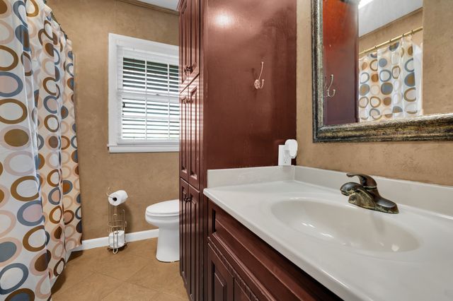 780 Hull Ave, Lewisburg, TN 37091