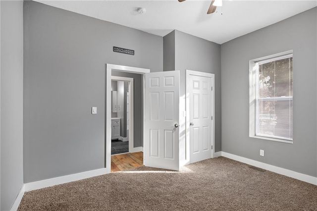 1005 S 17th Street, St Joseph, MO 64507