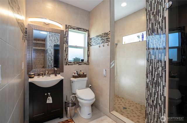 5505 64th Street W, University Place, WA 98467