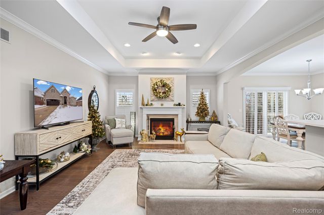 6506 Legacy Woods Trail, West Bloomfield Charter Township, MI 48322