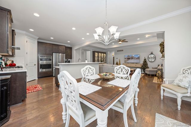 6506 Legacy Woods Trail, West Bloomfield Charter Township, MI 48322