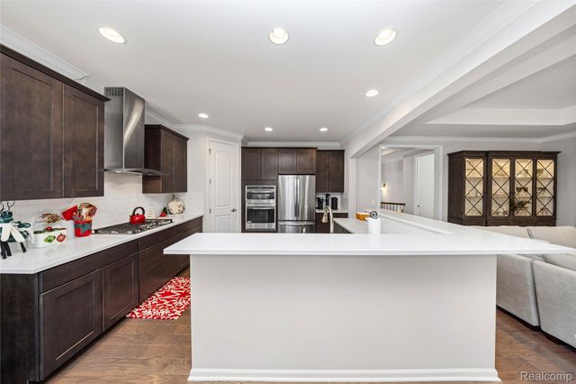 6506 Legacy Woods Trail, West Bloomfield Charter Township, MI 48322