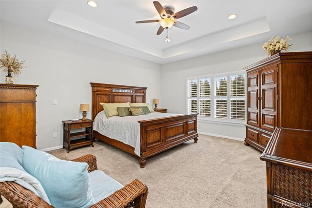 6506 Legacy Woods Trail, West Bloomfield Charter Township, MI 48322