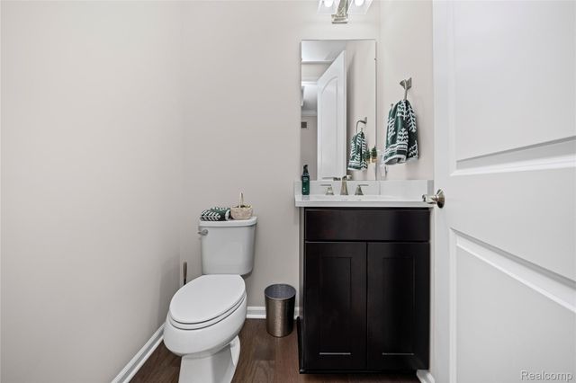 6506 Legacy Woods Trail, West Bloomfield Charter Township, MI 48322