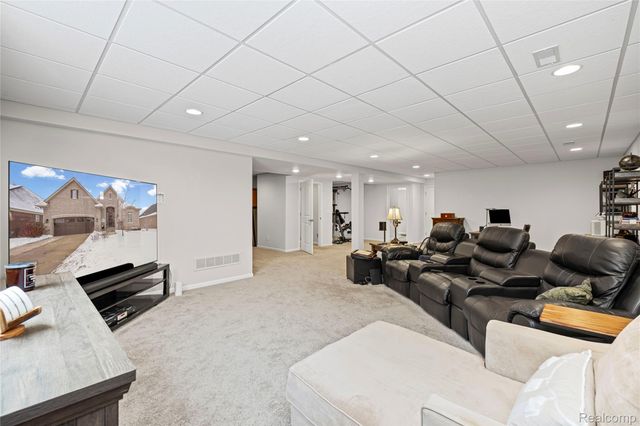 6506 Legacy Woods Trail, West Bloomfield Charter Township, MI 48322