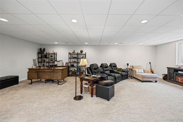 6506 Legacy Woods Trail, West Bloomfield Charter Township, MI 48322