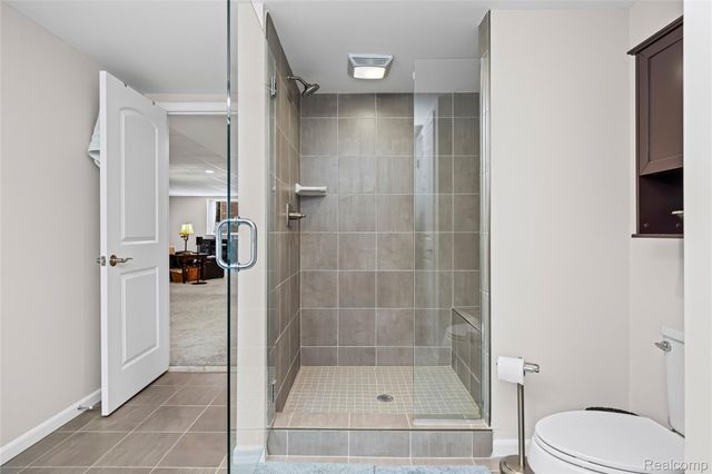 6506 Legacy Woods Trail, West Bloomfield Charter Township, MI 48322