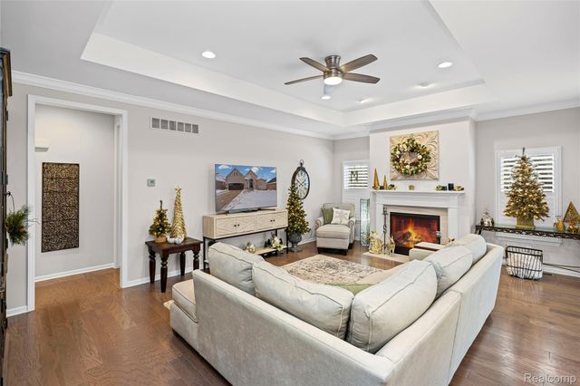 6506 Legacy Woods Trail, West Bloomfield Charter Township, MI 48322