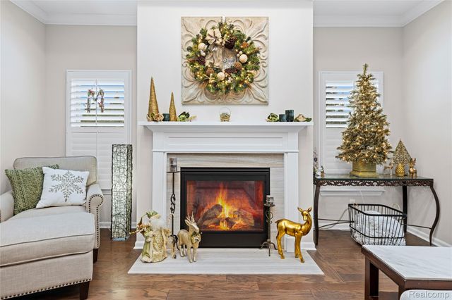 6506 Legacy Woods Trail, West Bloomfield Charter Township, MI 48322