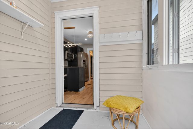 14 Hawk Street, Scotia, NY 12302