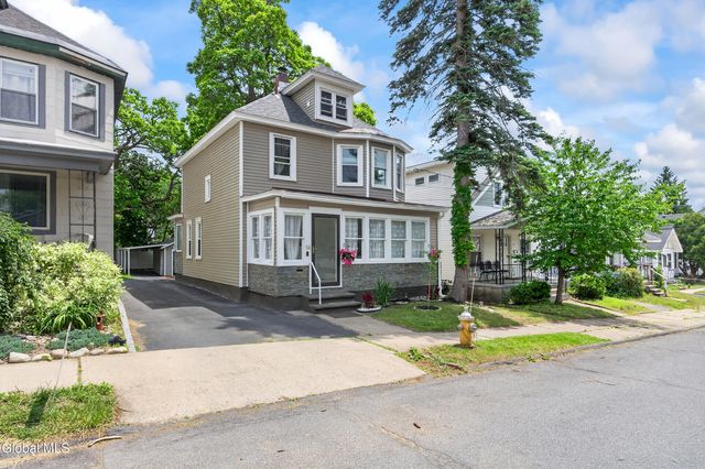 14 Hawk Street, Scotia, NY 12302
