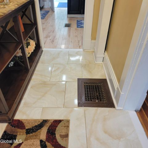 14 Hawk Street, Scotia, NY 12302