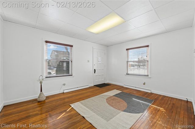 4196 Clippert Street, Dearborn Heights, MI 48125