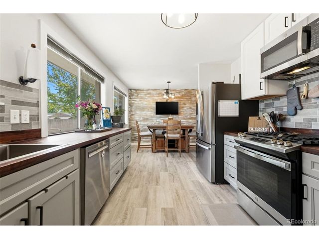 800 S 7th Ave, Brighton, CO 80601