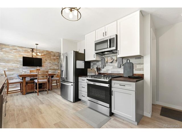 800 S 7th Ave, Brighton, CO 80601