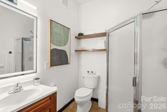 19 Holly Crest Lane, Fairview, NC 28730