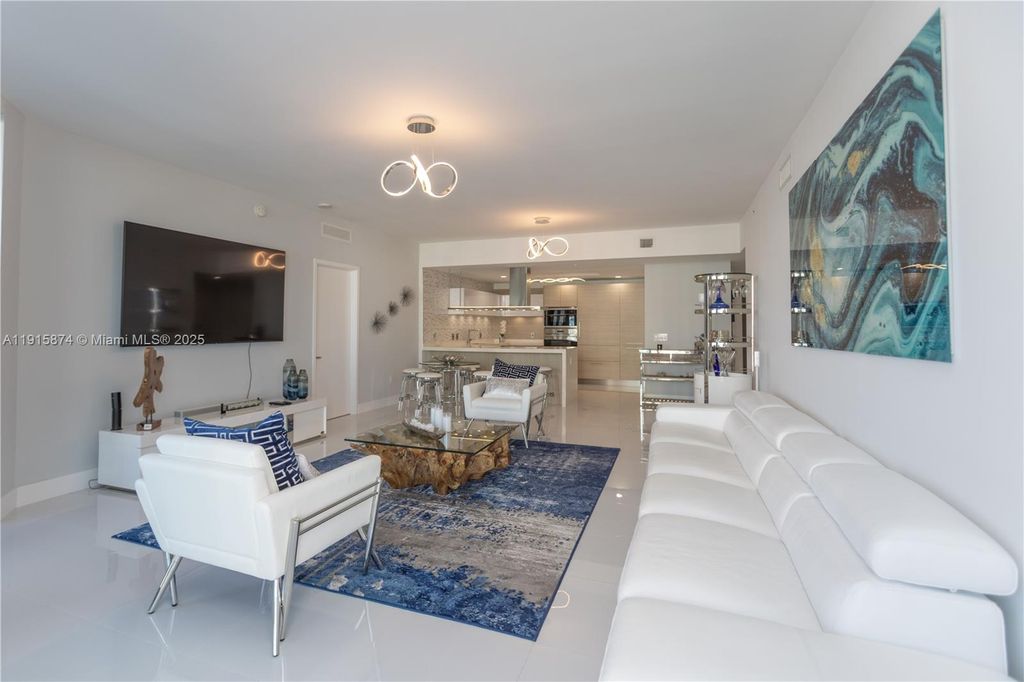 17111 Biscayne Blvd 505, North Miami Beach, FL 33160