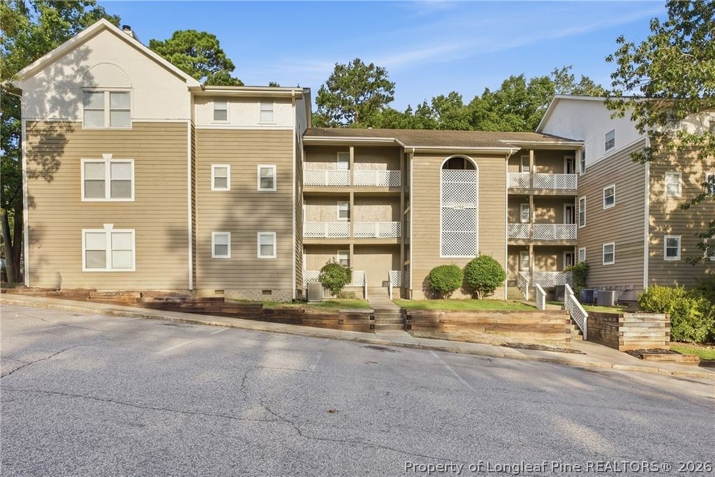 6792-17 Willowbrook Drive, Fayetteville, NC 28314 — exterior
