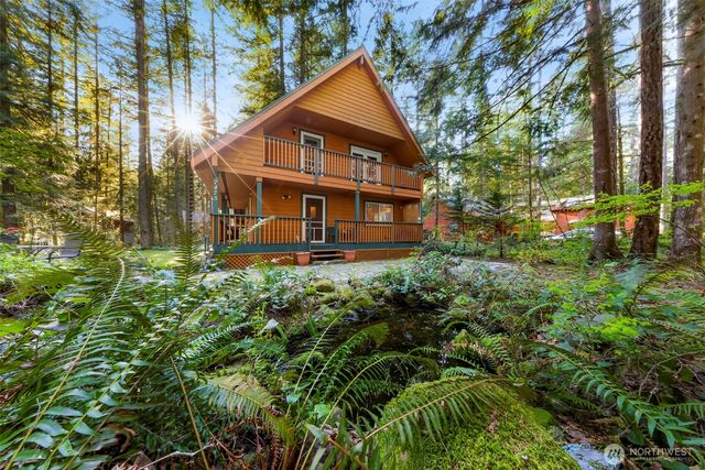7473 Glacier Springs Drive, Deming, WA 98244