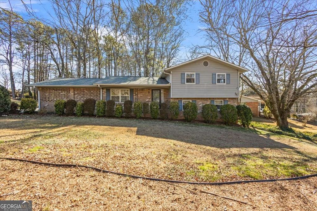 3241 Wildwood Drive SW, Marietta, GA 30060
