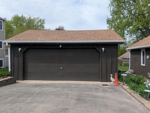 4226 Maple DRIVE, Delavan, WI 53115