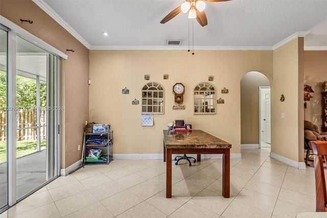 3090 SE 7th Pl, Homestead, FL 33033