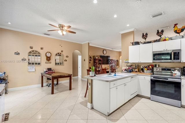 3090 SE 7th Pl, Homestead, FL 33033