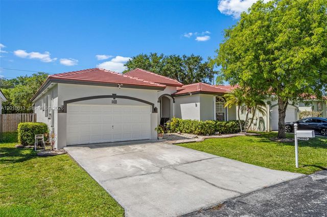 3090 SE 7th Pl, Homestead, FL 33033