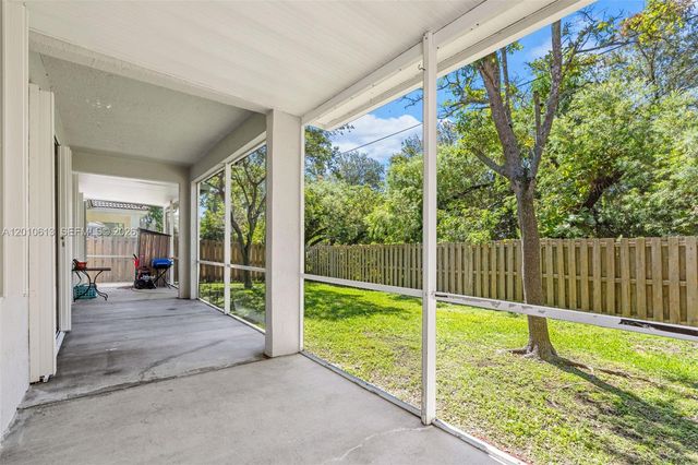 3090 SE 7th Pl, Homestead, FL 33033