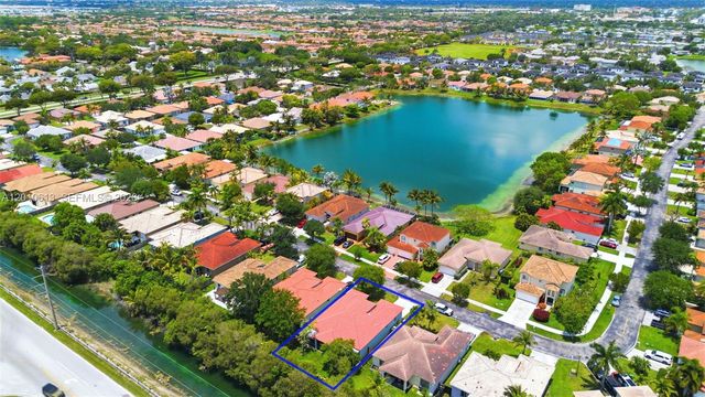 3090 SE 7th Pl, Homestead, FL 33033