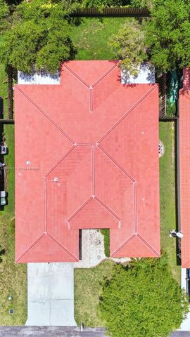 3090 SE 7th Pl, Homestead, FL 33033
