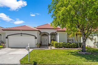 3090 SE 7th Pl, Homestead, FL 33033