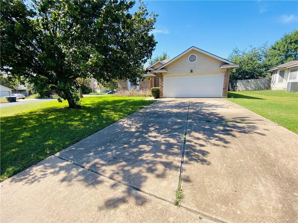205 Juniper ST, Georgetown, TX 78626