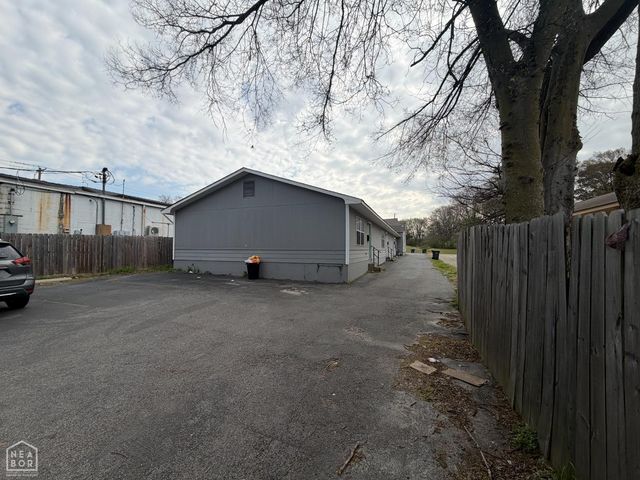 117 State Street, Jonesboro, AR 72401