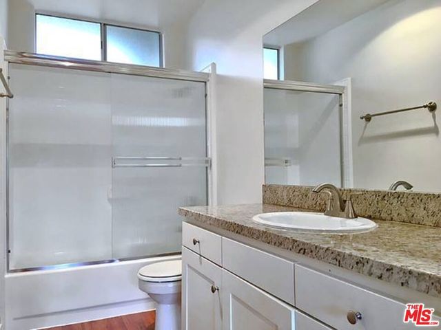 14430 BENEFIT Street 107, Sherman Oaks, CA 91423