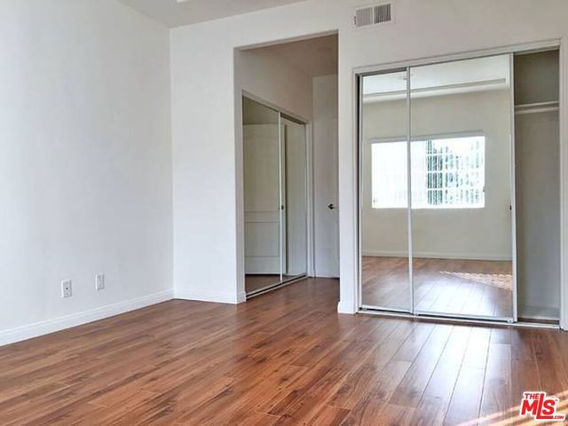 14430 BENEFIT Street 107, Sherman Oaks, CA 91423