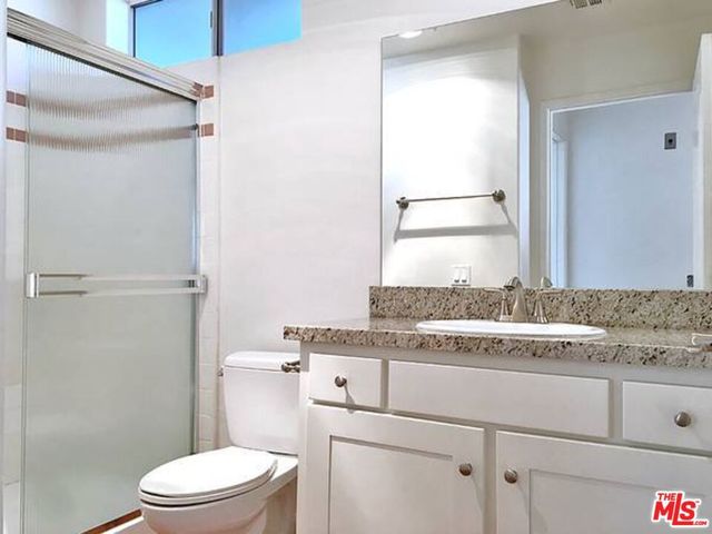 14430 BENEFIT Street 107, Sherman Oaks, CA 91423