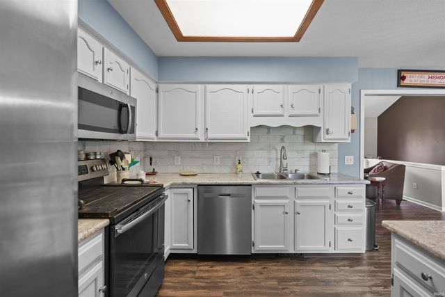 728 PELLSTON Court, Fort Wayne, IN 46825