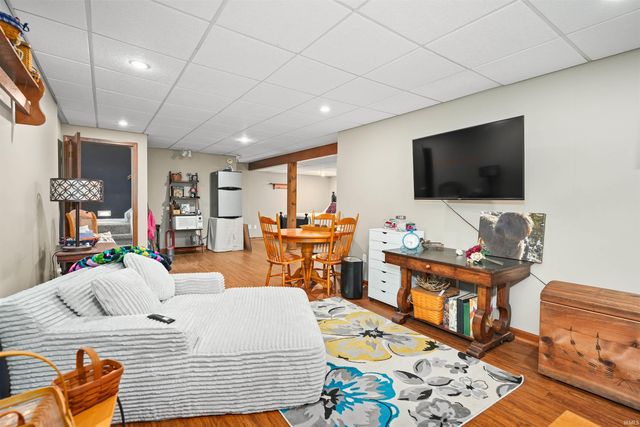 728 PELLSTON Court, Fort Wayne, IN 46825