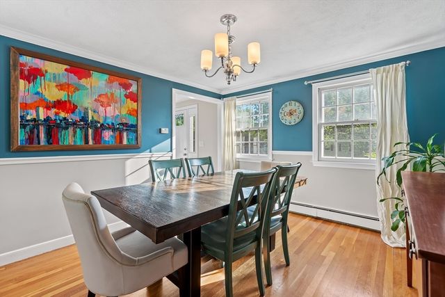 17 Old Wood Road, Framingham, MA 01701