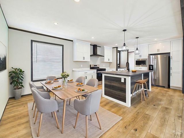 273 E Don Dr, Pueblo, CO 81007