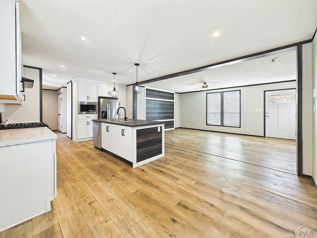 273 E Don Dr, Pueblo, CO 81007